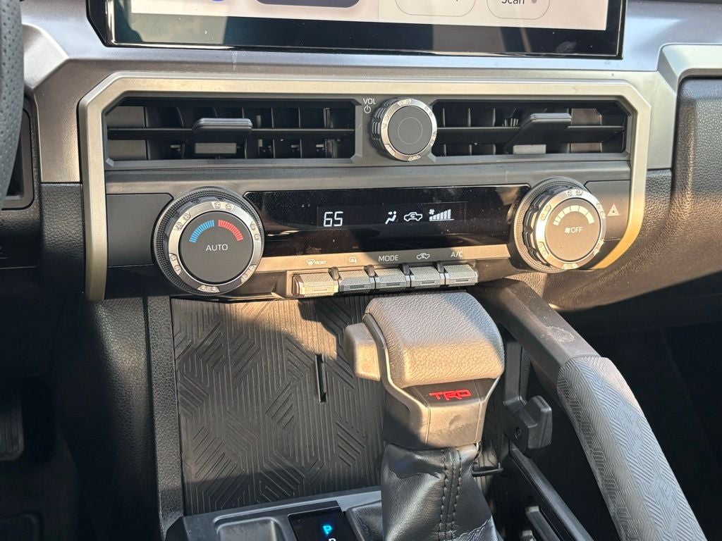 2025 Toyota Tacoma TRD Off-Road