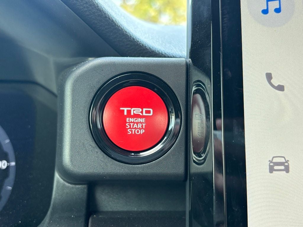 2025 Toyota Tacoma TRD Off-Road