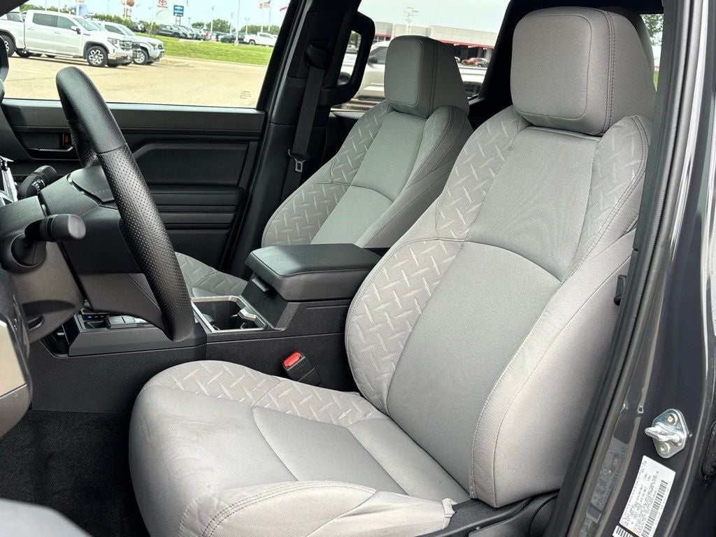 2026 Toyota Tacoma 4WD SR5