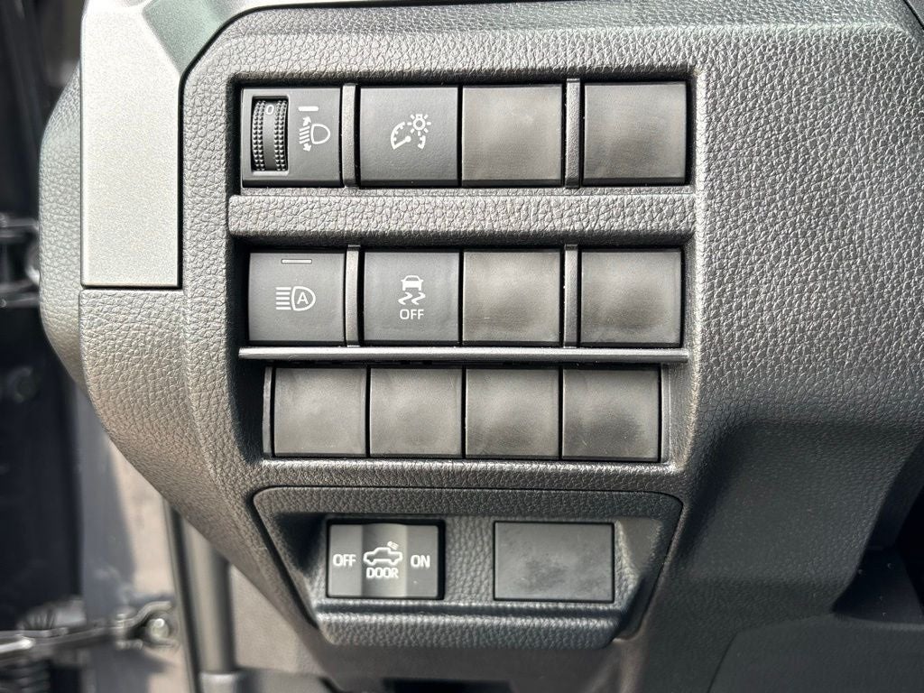 2026 Toyota Tacoma 4WD SR5