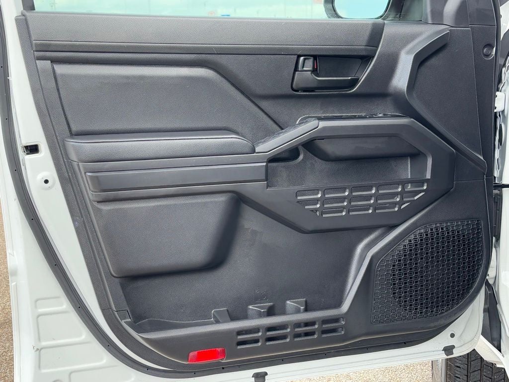 2025 Toyota Tacoma SR