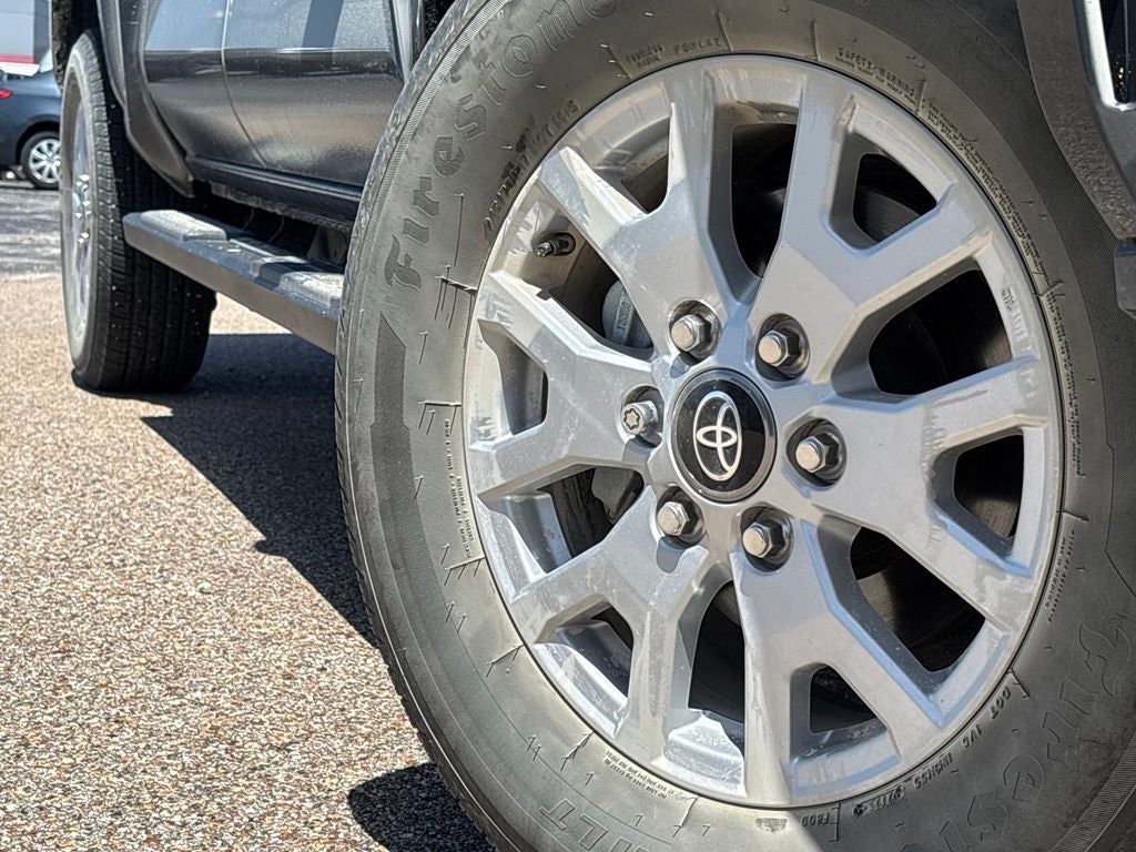2025 Toyota Tacoma SR