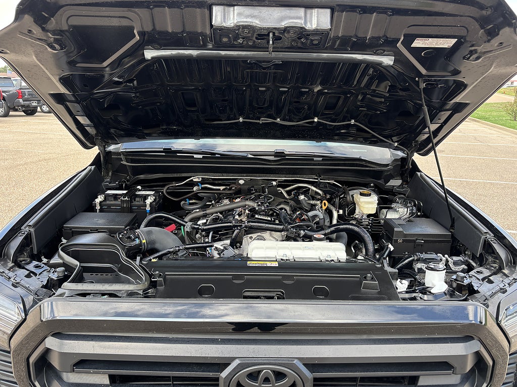 2026 Toyota Tacoma 4WD SR5
