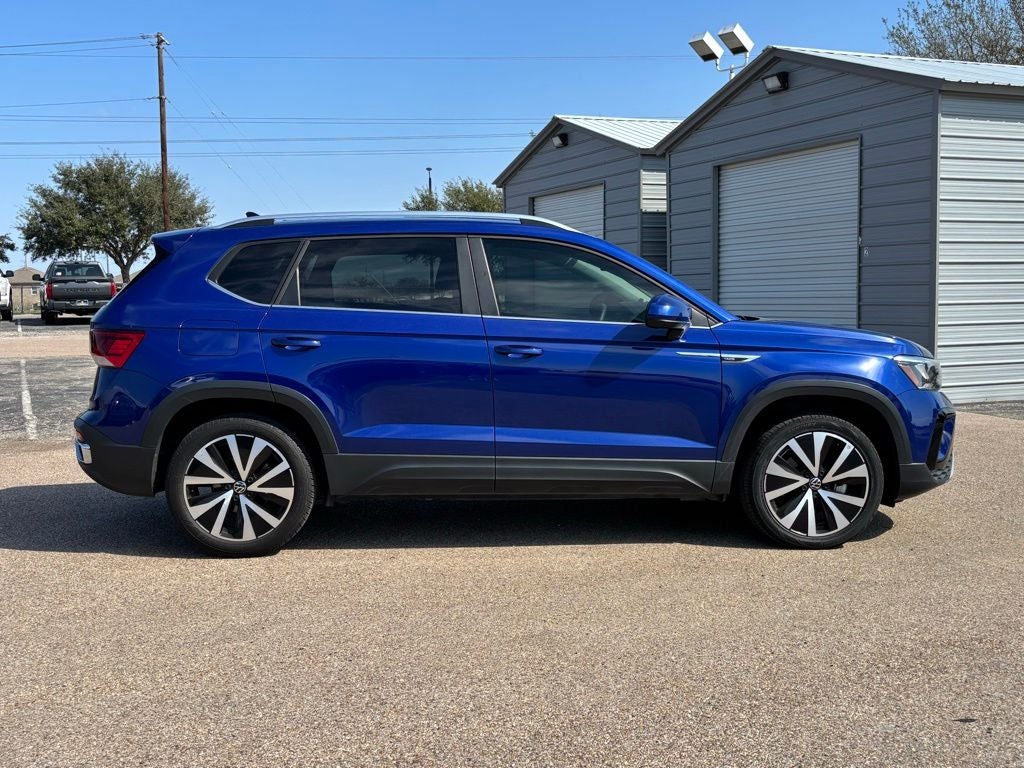 2024 Volkswagen Taos 1.5T SE