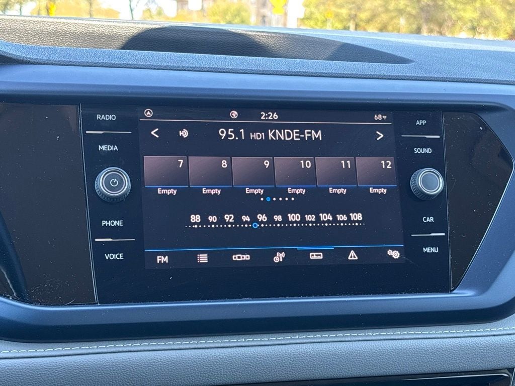 2024 Volkswagen Taos 1.5T SE