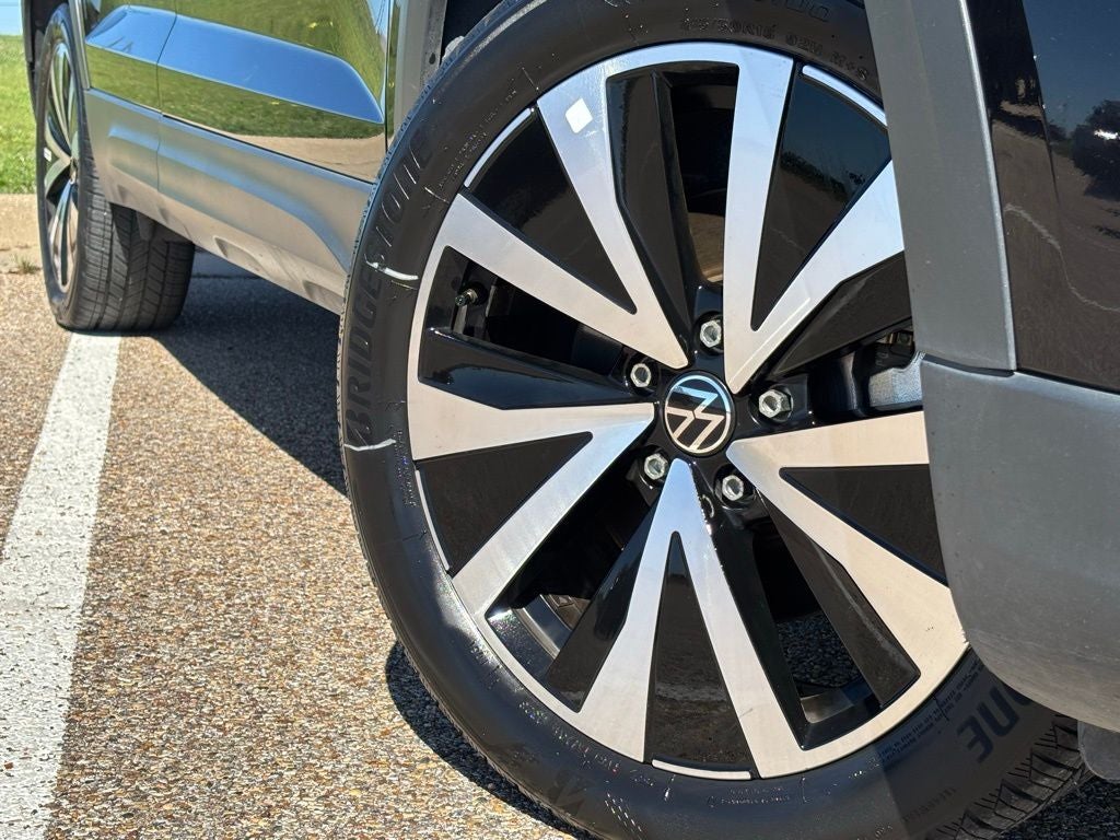 2024 Volkswagen Taos 1.5T SE