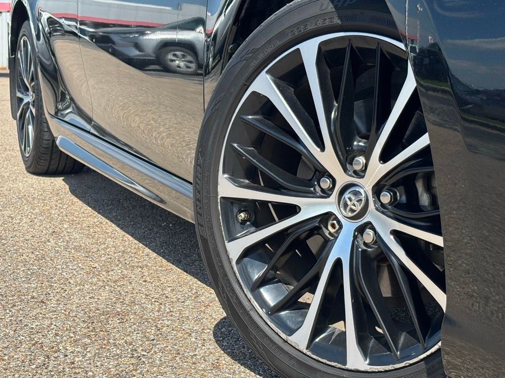 2018 Toyota Camry SE