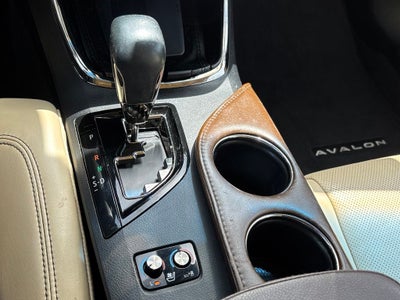 2016 Toyota Avalon Limited