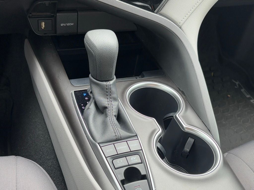 2021 Toyota Camry Hybrid LE