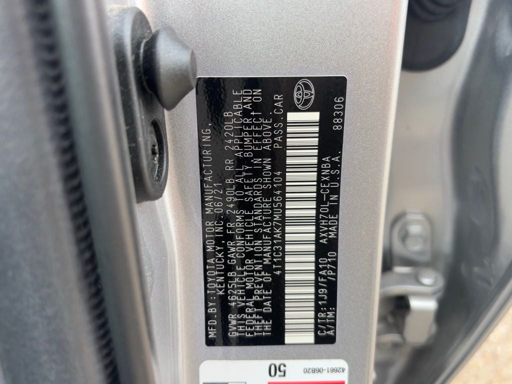 2021 Toyota Camry Hybrid LE