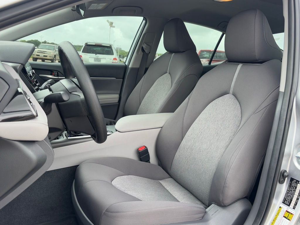 2021 Toyota Camry Hybrid LE