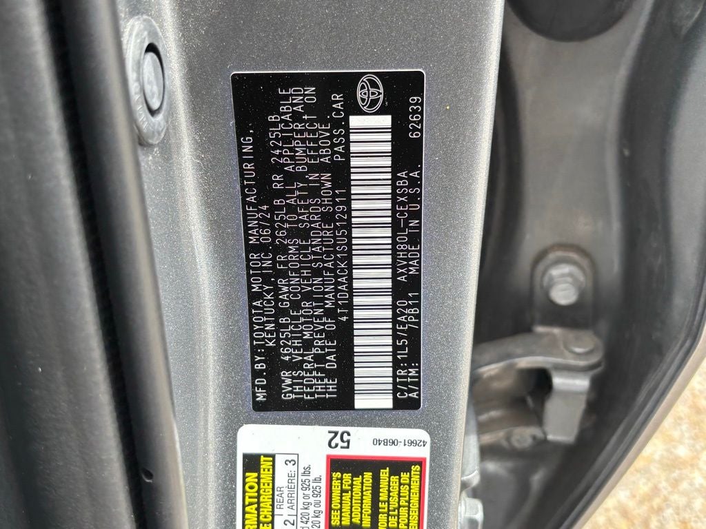 2025 Toyota Camry SE