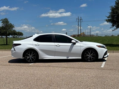 2021 Toyota Camry SE