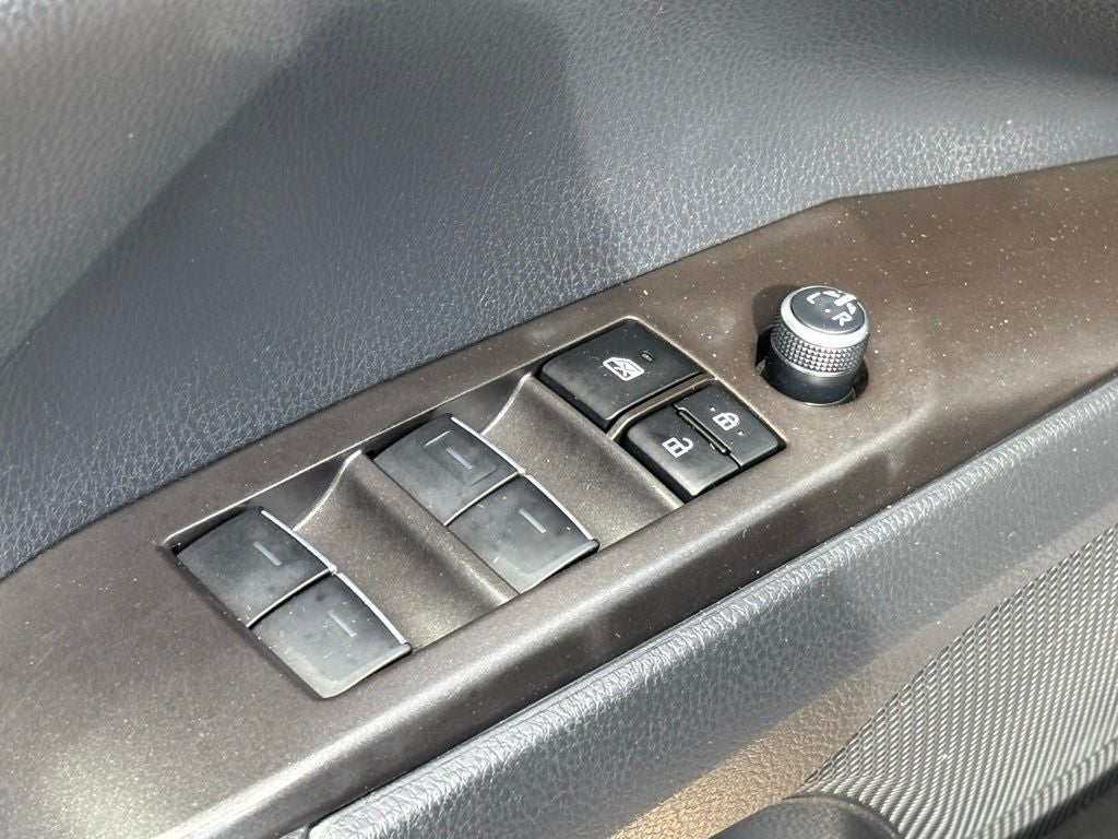 2023 Toyota Camry XSE V6