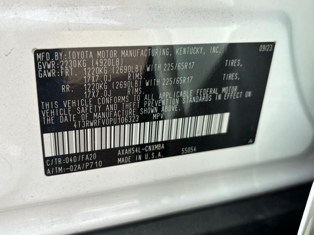 2023 Toyota RAV4 Hybrid XLE