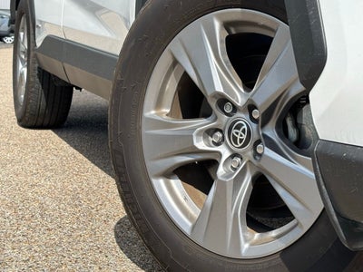 2023 Toyota RAV4 Hybrid XLE