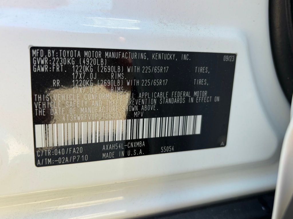 2023 Toyota RAV4 Hybrid XLE