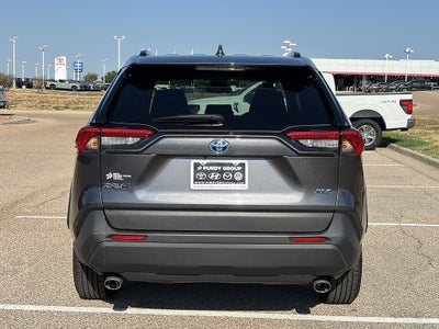 2022 Toyota RAV4 XLE