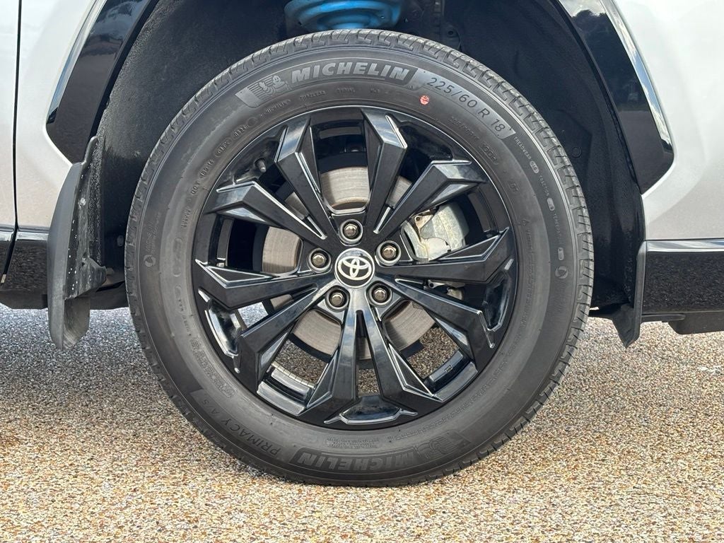 2024 Toyota RAV4 Hybrid SE