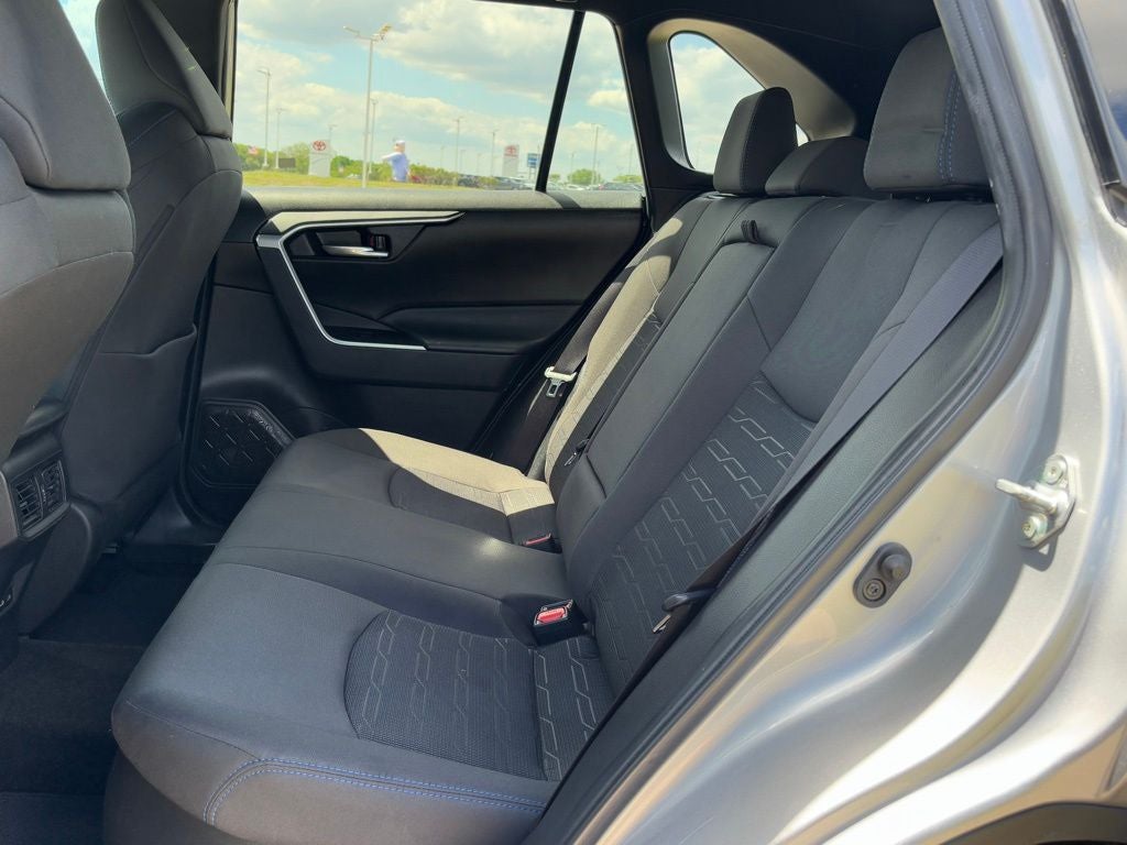 2024 Toyota RAV4 Hybrid SE