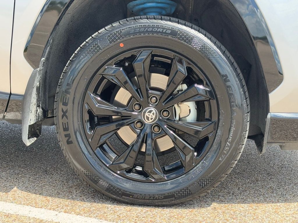 2024 Toyota RAV4 Hybrid SE