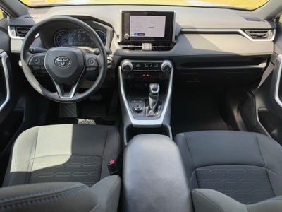 2024 Toyota RAV4 Hybrid SE