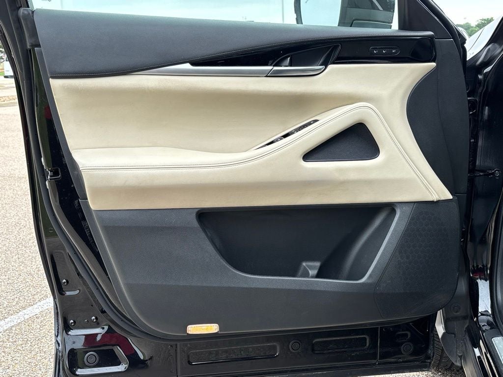 2025 INFINITI QX60 PURE