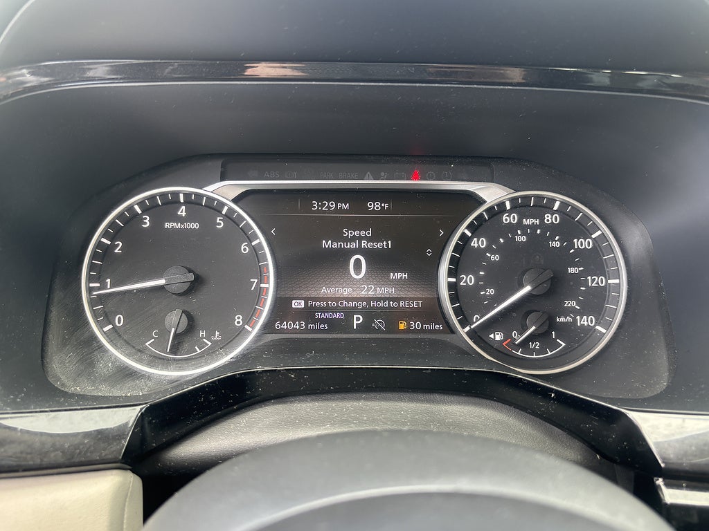 2022 Nissan Pathfinder SV