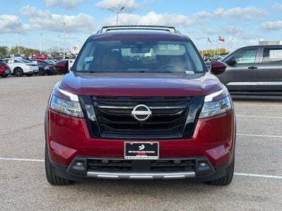 2024 Nissan Pathfinder Platinum