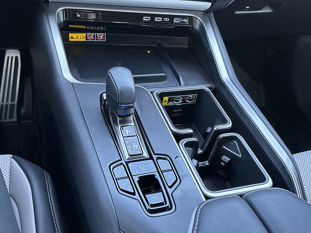 2025 Lexus TX F SPORT Handling