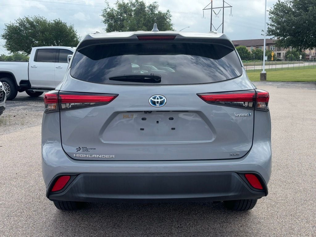 2023 Toyota Highlander Hybrid Bronze Edition