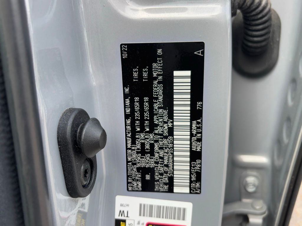 2023 Toyota Highlander Hybrid Bronze Edition