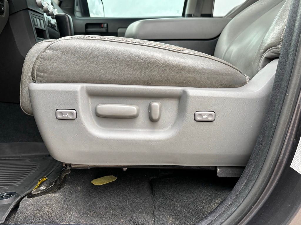 2021 Toyota Sequoia SR5 5.7L