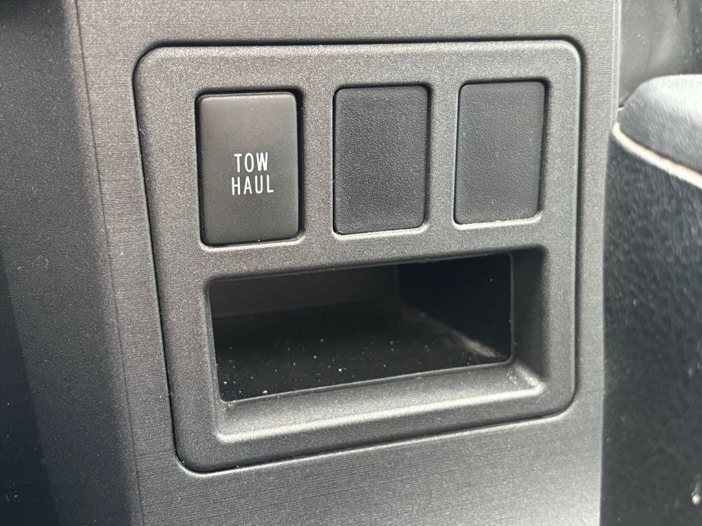 2021 Toyota Sequoia SR5 5.7L