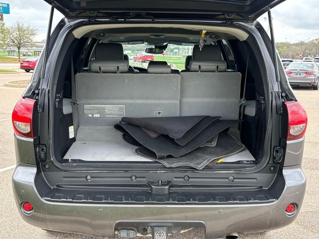 2021 Toyota Sequoia SR5 5.7L