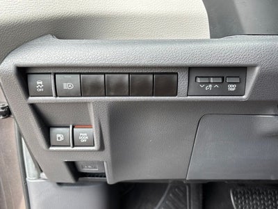 2024 Toyota Sienna LE 8 Passenger