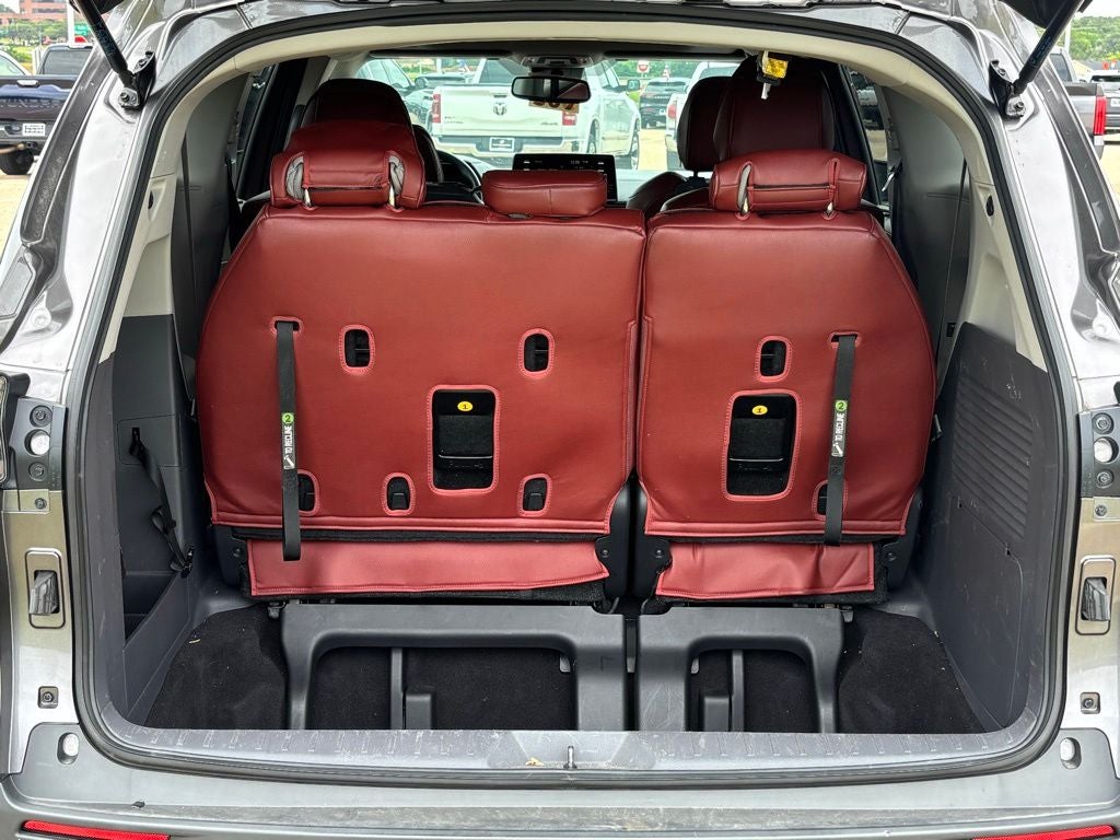2024 Toyota Sienna LE 8 Passenger