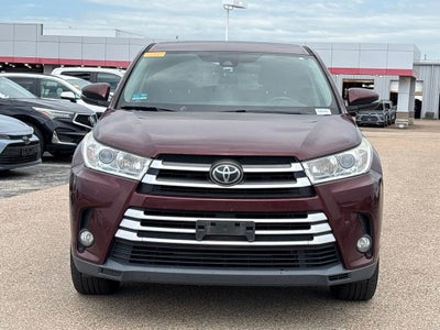 2019 Toyota Highlander LE