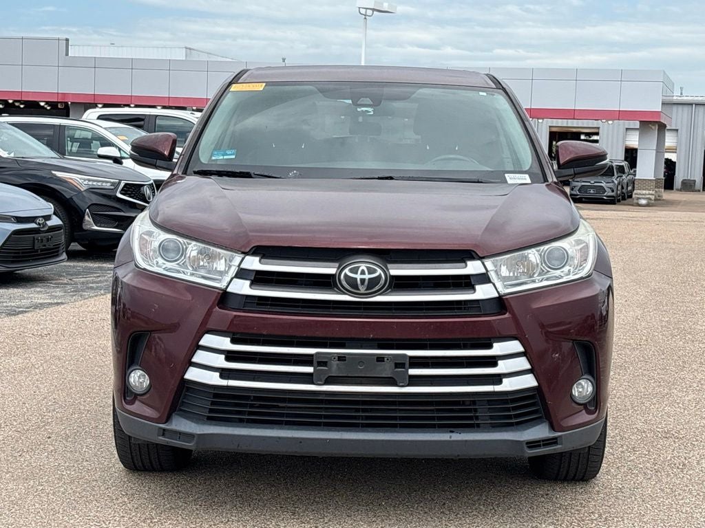 2019 Toyota Highlander LE