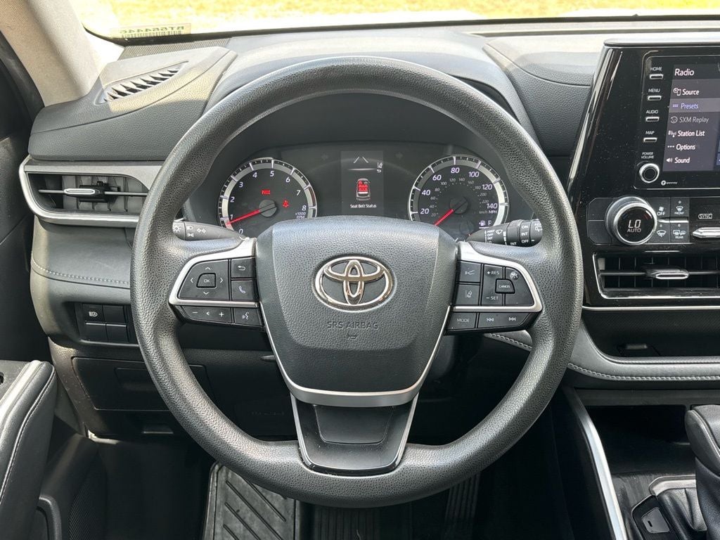 2022 Toyota Highlander L