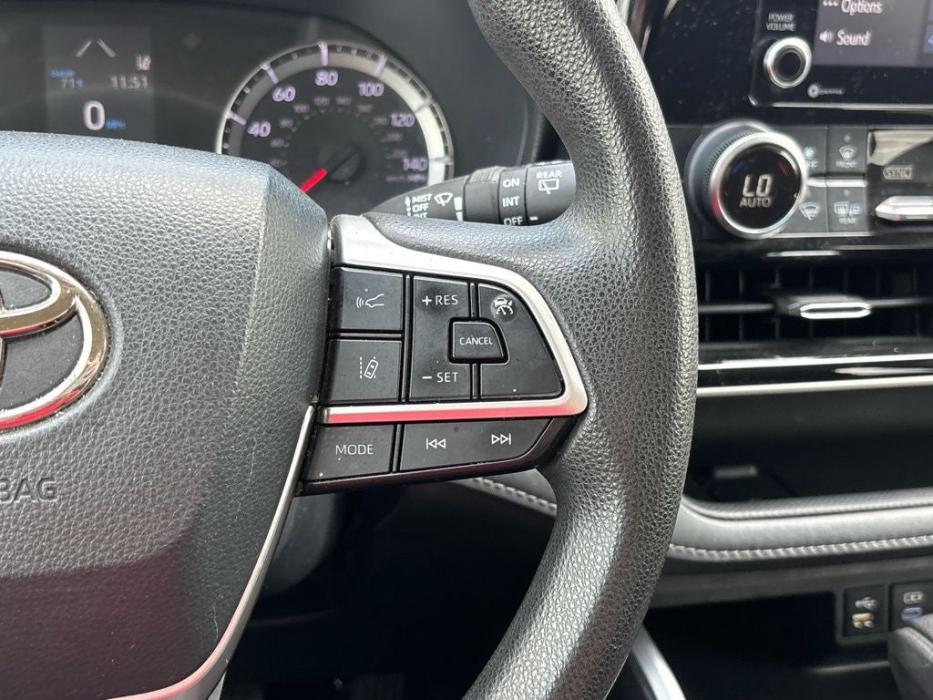 2022 Toyota Highlander L