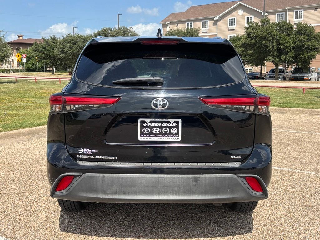 2021 Toyota Highlander XLE