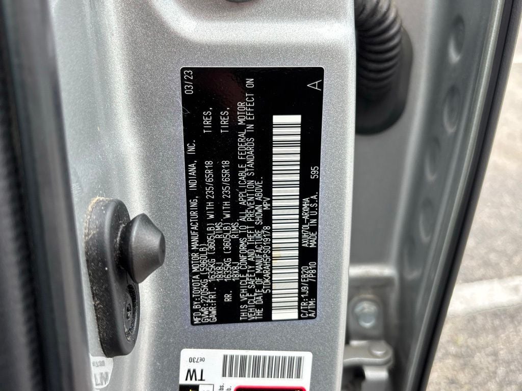 2023 Toyota Highlander Hybrid XLE