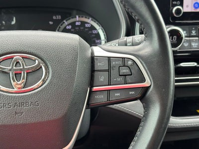 2023 Toyota Highlander Hybrid XLE
