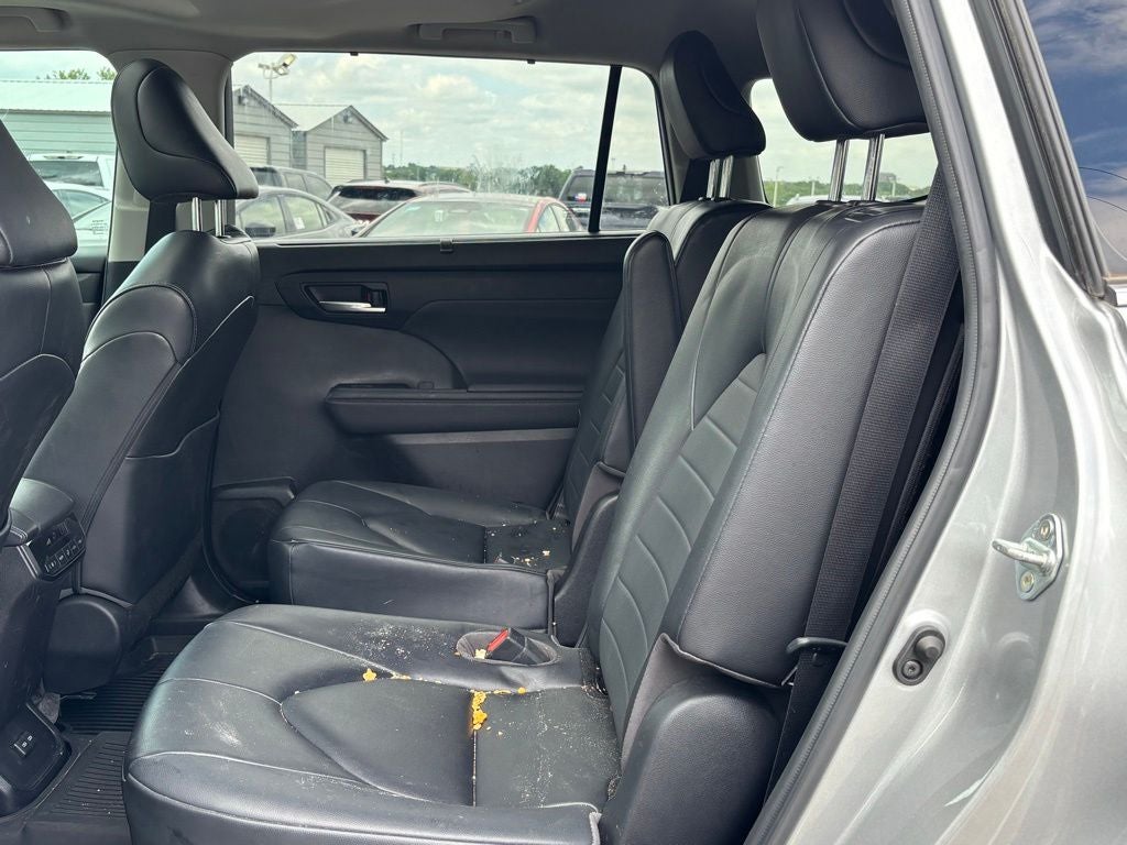 2023 Toyota Highlander Hybrid XLE