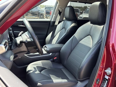 2026 Toyota Highlander XLE