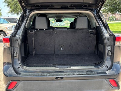 2023 Toyota Highlander XLE