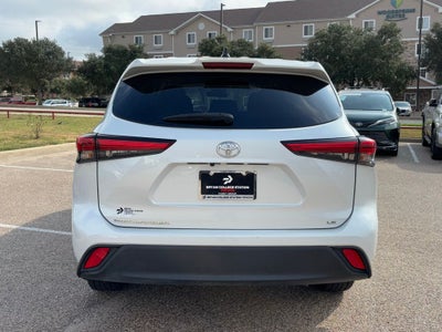 2023 Toyota Highlander LE