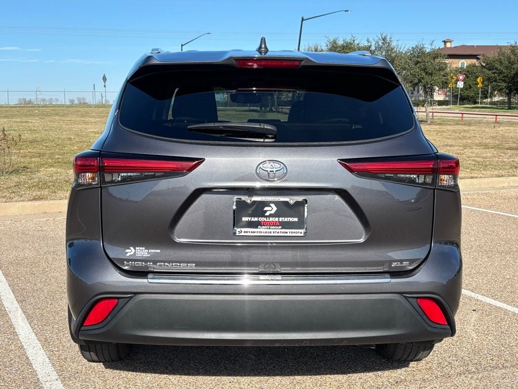 2023 Toyota Highlander XLE