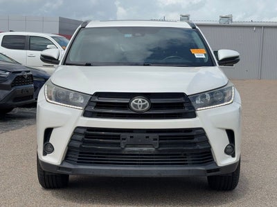 2019 Toyota Highlander SE